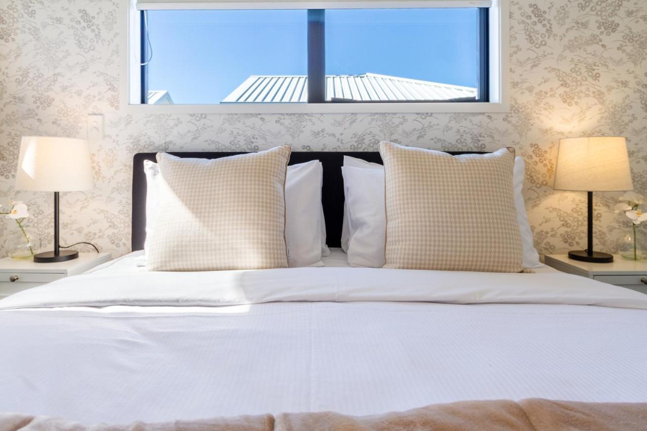 Beachside Bliss: 1 Bed 1 Bath Christchurch Exteriér fotografie