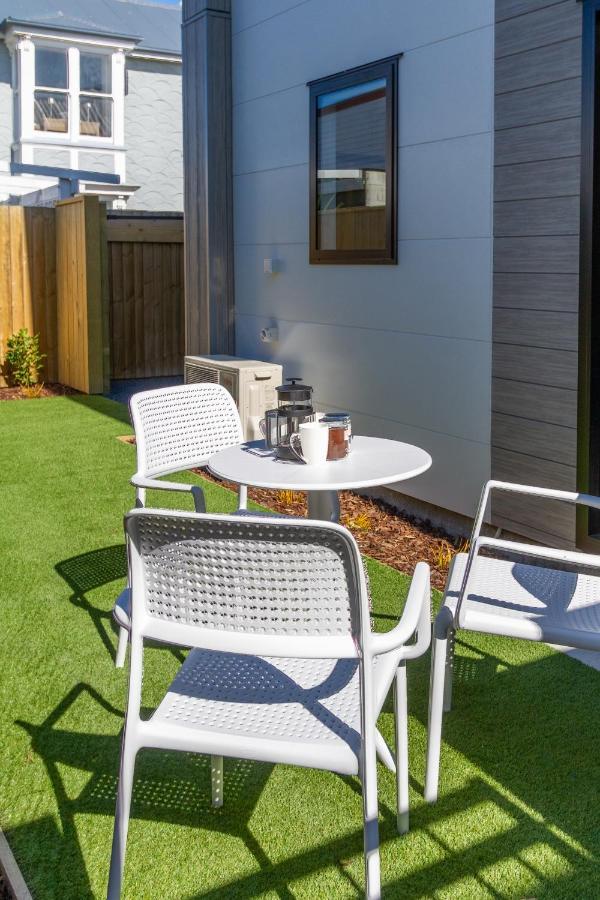 Beachside Bliss: 1 Bed 1 Bath Christchurch Exteriér fotografie