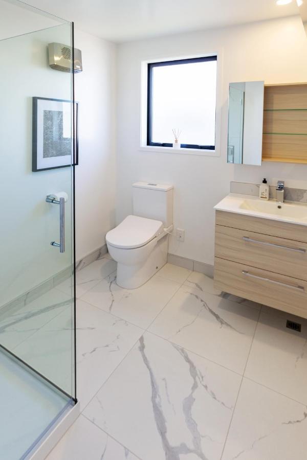 Beachside Bliss: 1 Bed 1 Bath Christchurch Exteriér fotografie